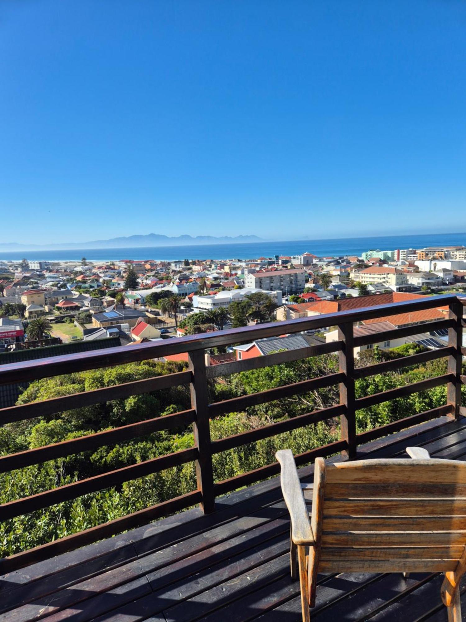 Bluebottle Guesthouse Muizenberg Bagian luar foto