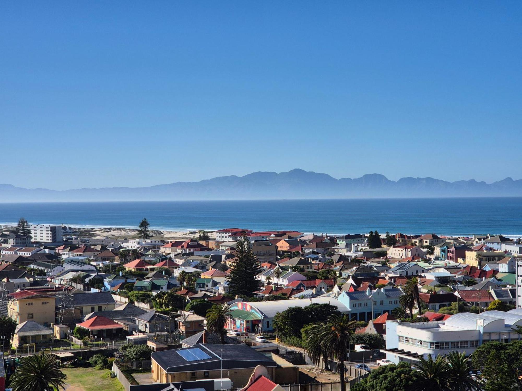 Bluebottle Guesthouse Muizenberg Bagian luar foto