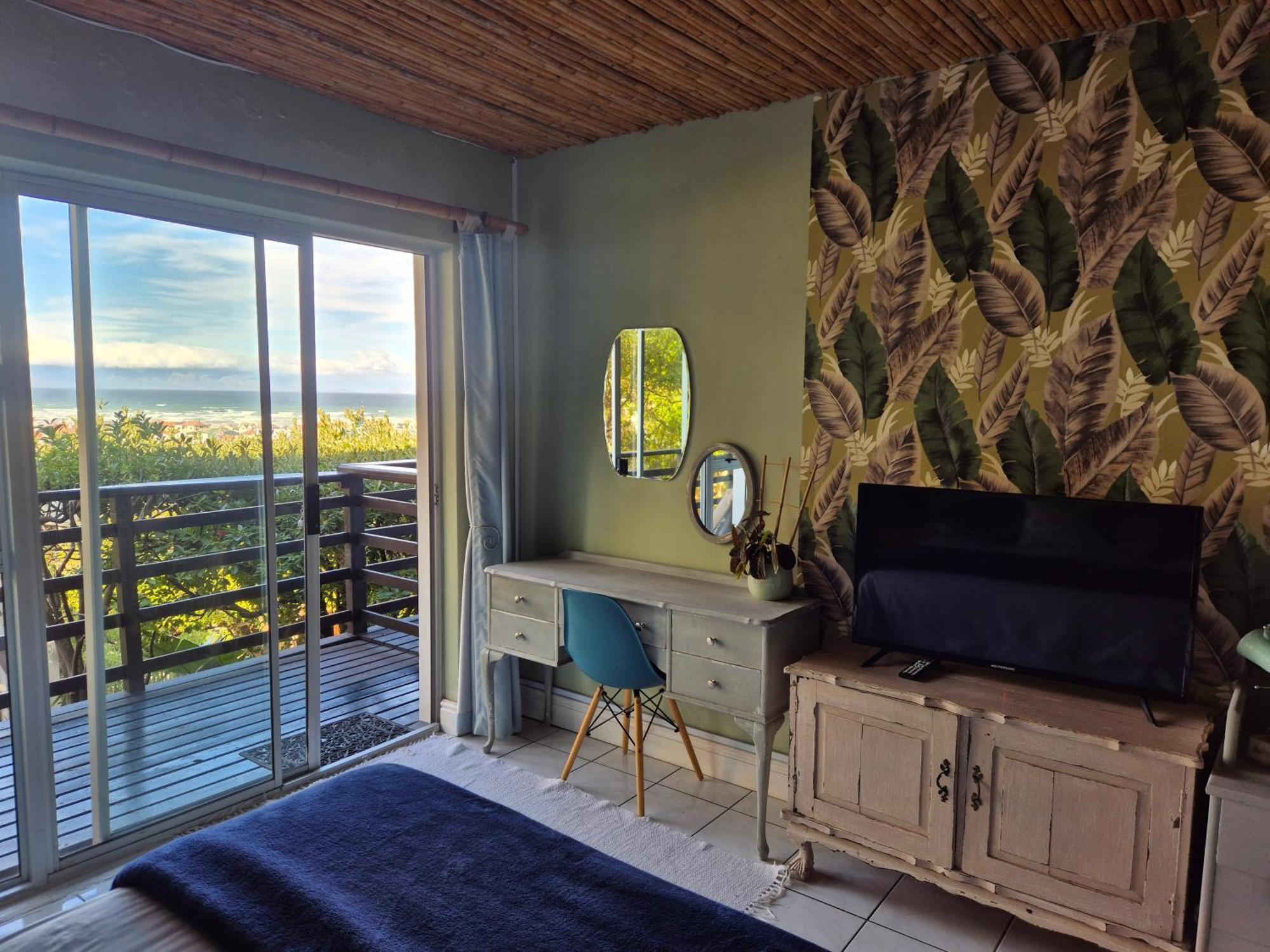 Bluebottle Guesthouse Muizenberg Bagian luar foto