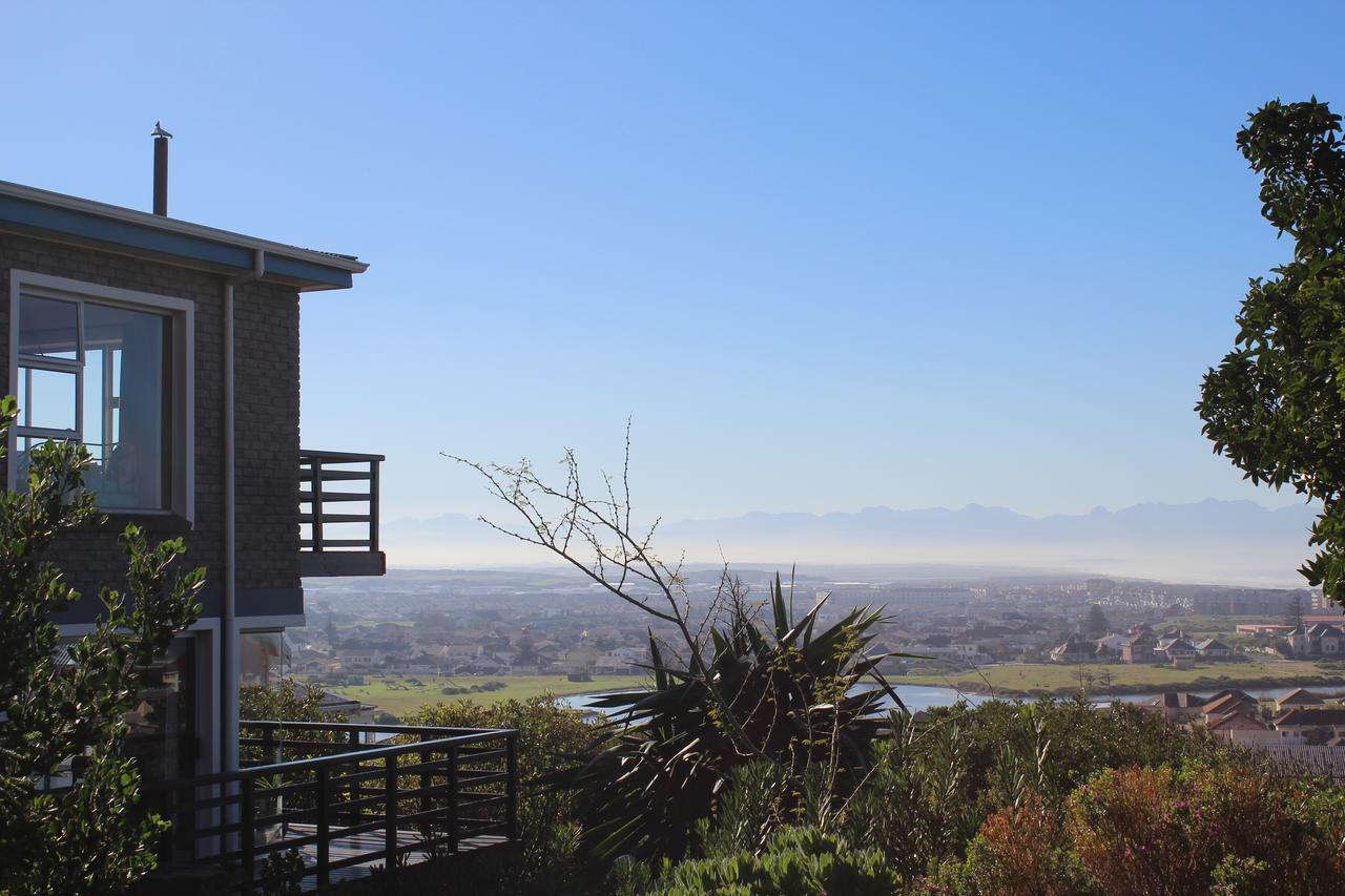 Bluebottle Guesthouse Muizenberg Bagian luar foto