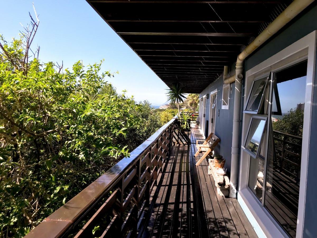 Bluebottle Guesthouse Muizenberg Bagian luar foto